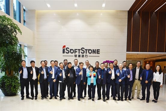 中关村100企业家俱乐部企业做强做大闭门钻研会在明升mansion88动力召开